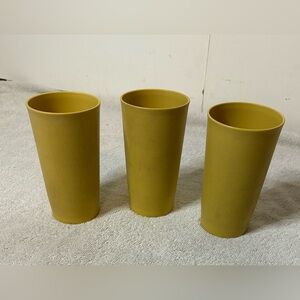 Lot of 3 Vintage Tupperware 12oz Gold Plastic Stackable Cups 873-26